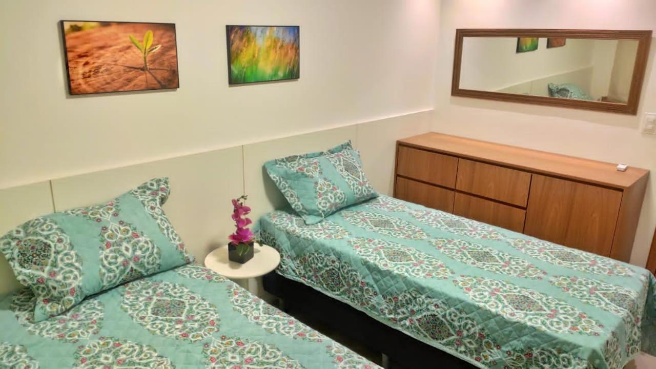 Guarajuba Porto Smeralda Village C02, Terreo - Guarajuba Temporada, Viva Mais De Uma Experiencia De Hospedagem Conosco! 130M Da Praia Екстер'єр фото